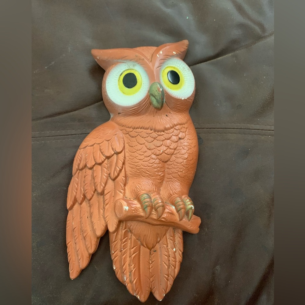 MCM Owl Chalkware wall decor 70’s core